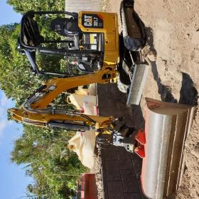 2019 CAT 301.7 with very few scratches.