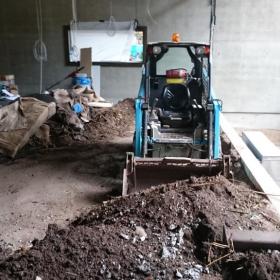 Pig & Whistle. Original garden removal.